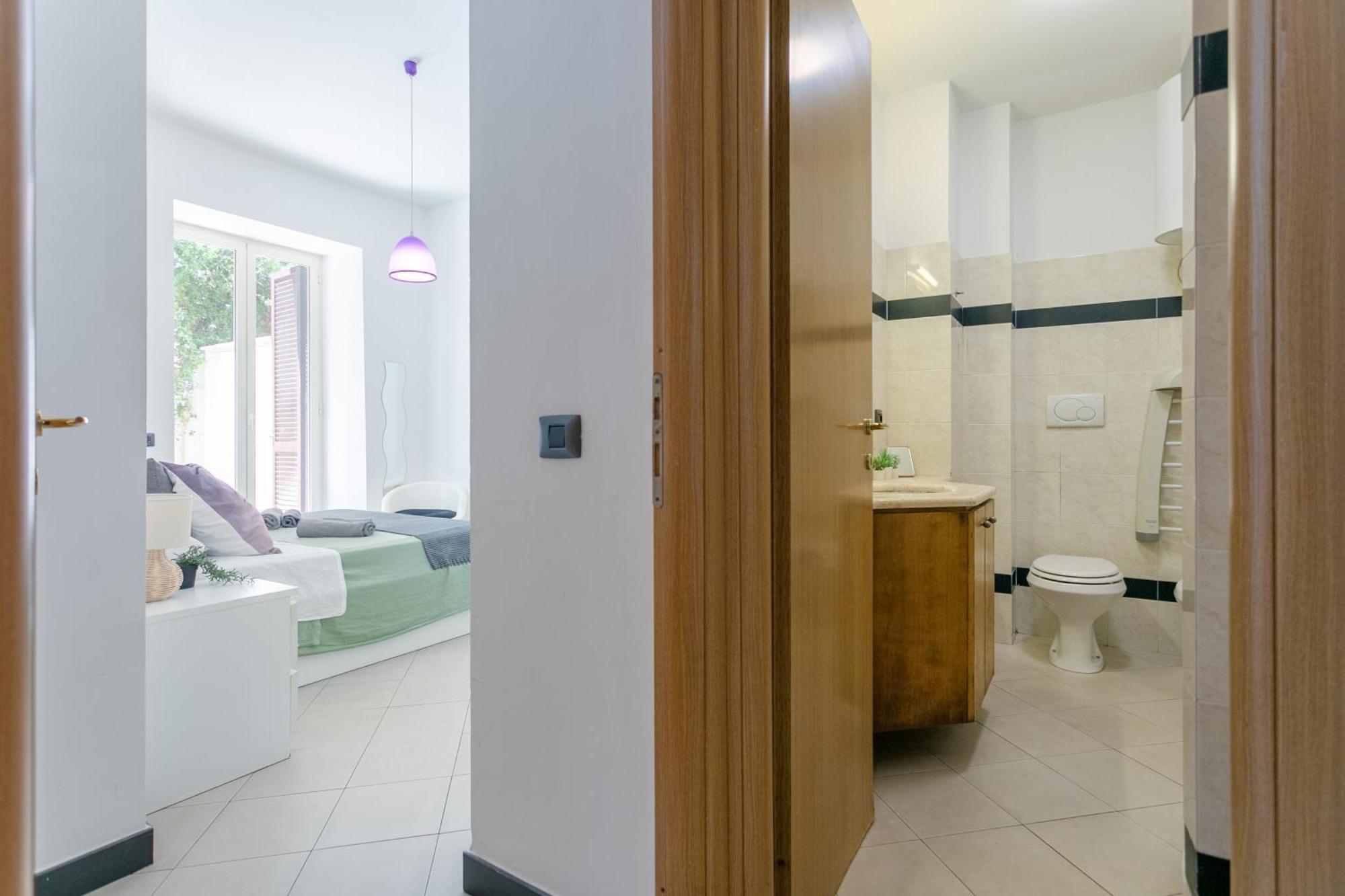 Holiday Homes Rome - Green Apartment S Camillo - Near Trastevere Exterior photo